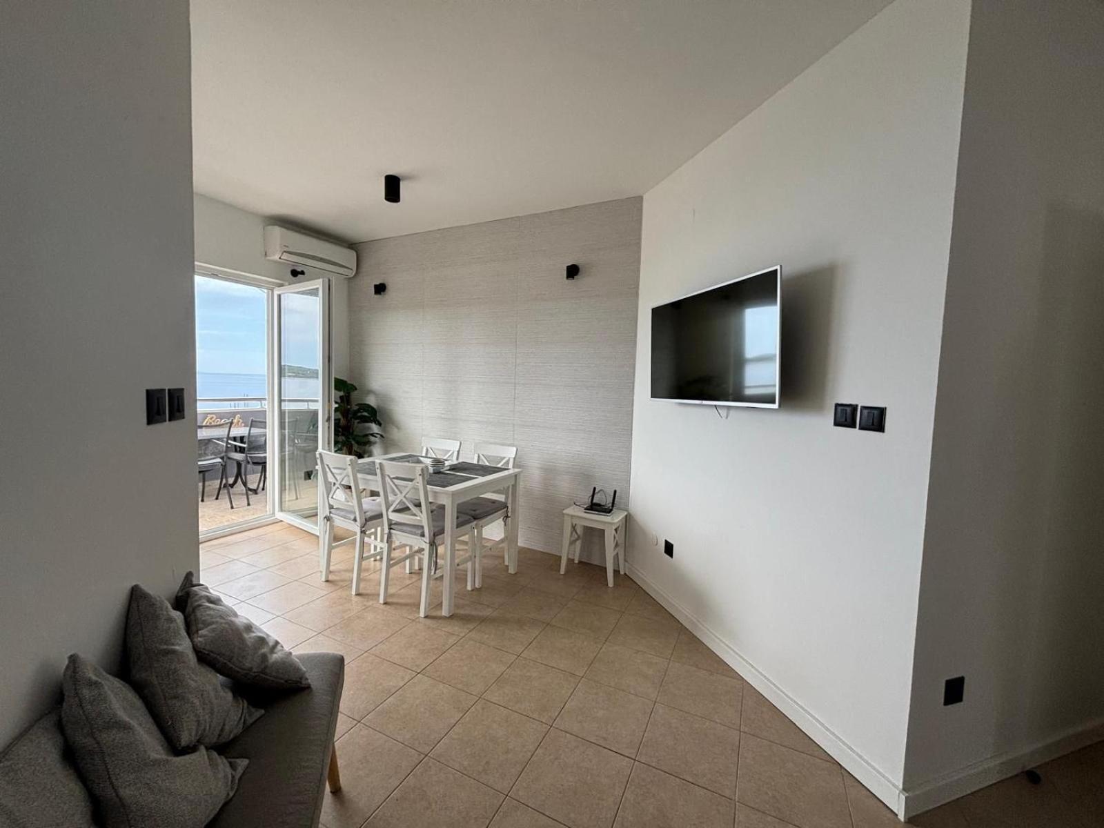 Apartments Sunset Zecevo โรกอซนิซา ภายนอก รูปภาพ